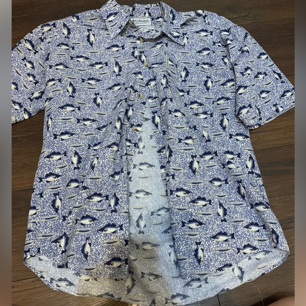 Columbia Men’s Fish Button Down